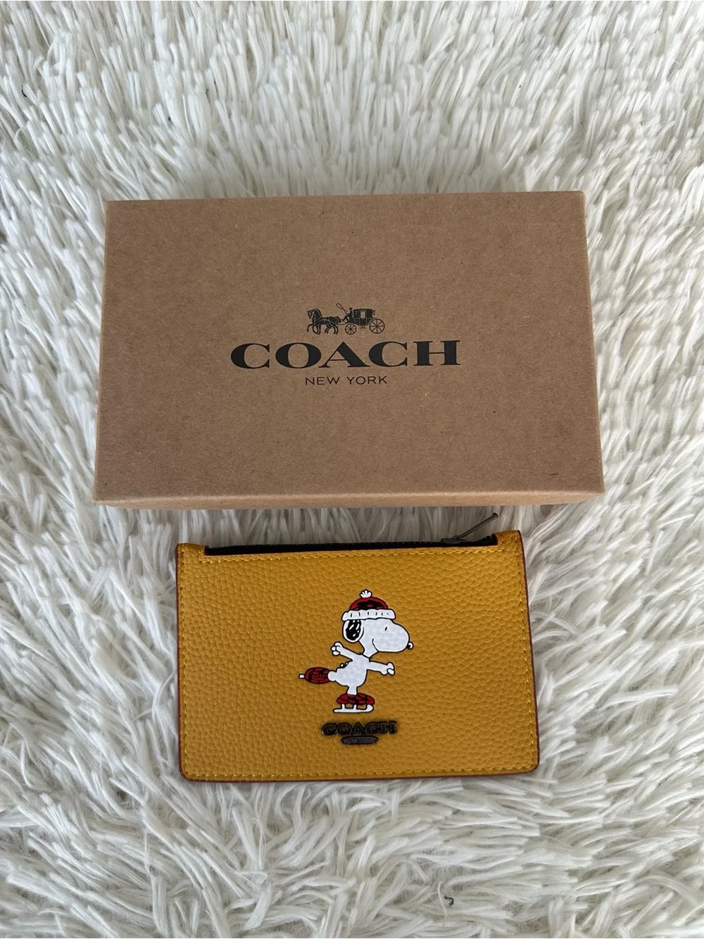 COACH Peanuts Snoopy Zip Card Case - Yellow Leather Wallet for Cards & Coins